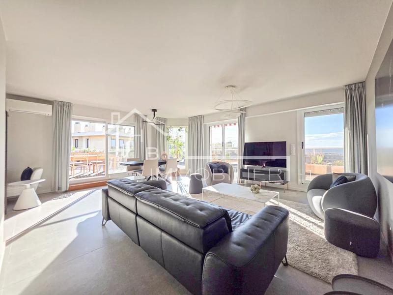 Appartement - 97 m² - 3 pièces