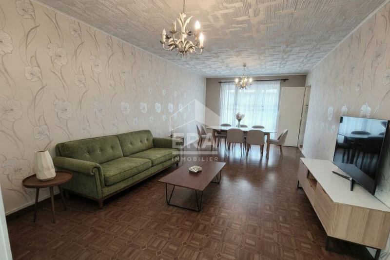 Maison - 102 m² - 6 pièces