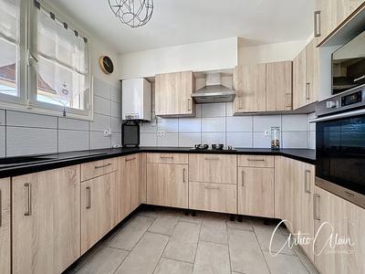 Maison - 72 m² - 4 pièces