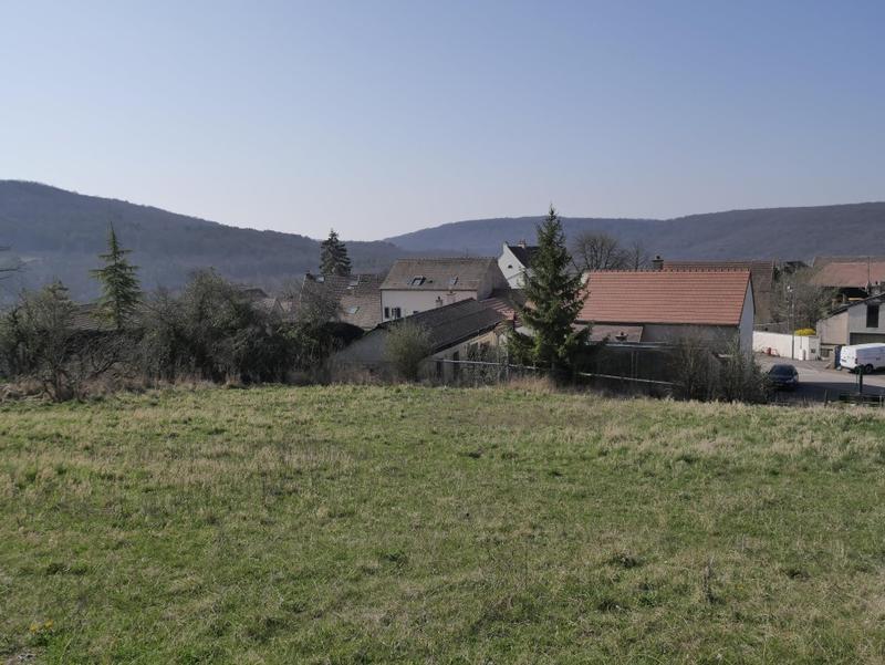 Terrain - 1 700 m²