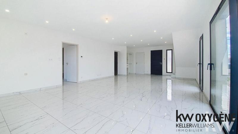 Maison - 143 m² - 5 pièces