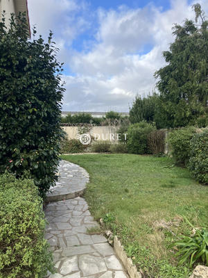 Maison - 122 m² - 5 pièces