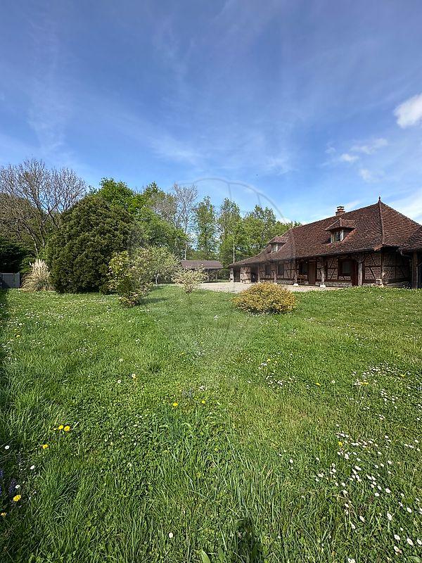 Maison - 170 m² - 6 pièces