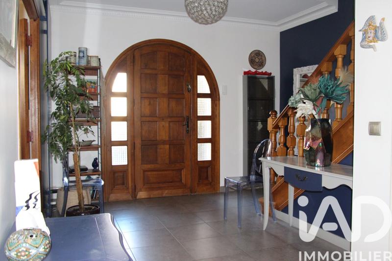 Maison - 182 m² - 8 pièces