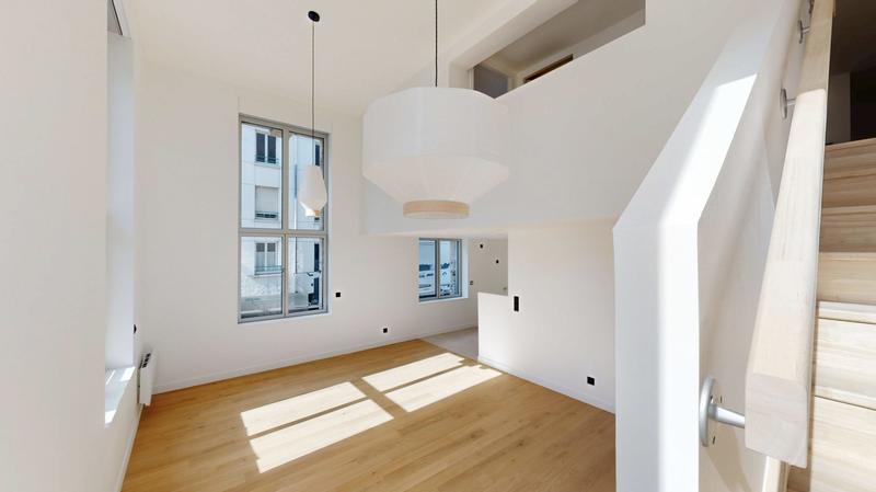 Loft - 104 m² - 4 pièces