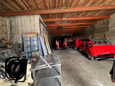Remise - 132 m² - 1 pièce