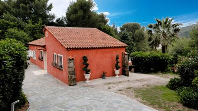 Maison - 135 m² - 4 pièces