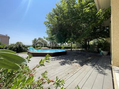 Villa - 146 m² - 5 pièces