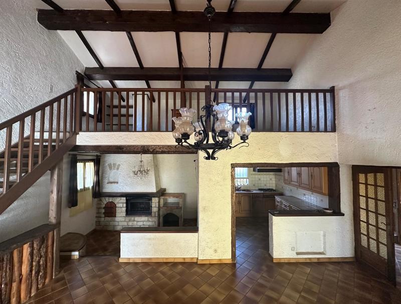 Villa - 182 m² - 8 pièces