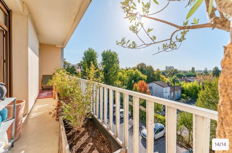 Appartement - 100 m² - 4 pièces