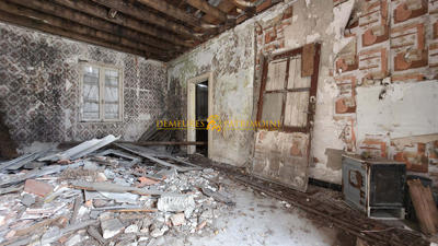 Parking / Garage - 95 m²