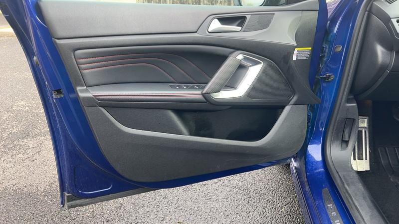 Peugeot 308 II 1.2 Puretech 130 Eat8 Gt Line - Automatique