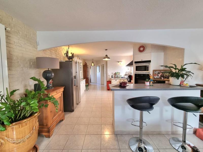 Maison - 144 m² - 5 pièces