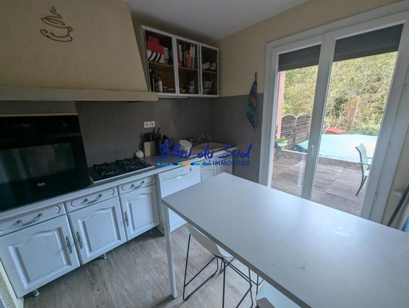 Maison - 95 m² - 5 pièces