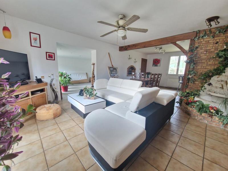 Maison - 186 m² - 7 pièces