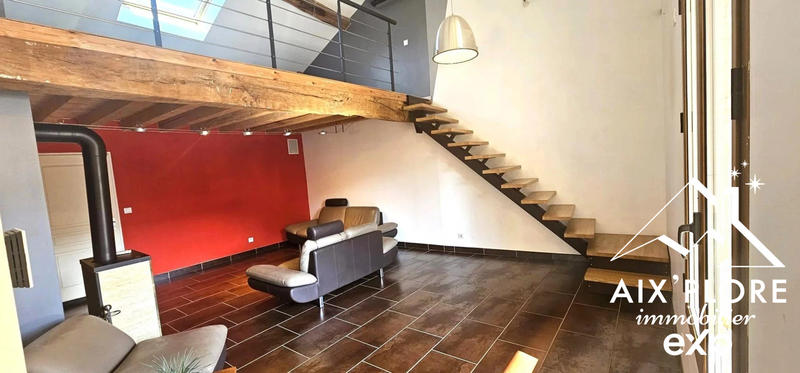 Maison - 224 m² - 7 pièces