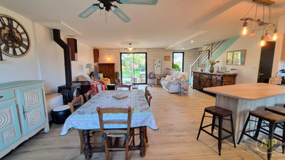 Maison - 169 m² - 7 pièces