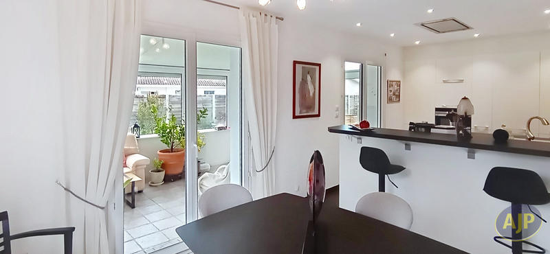 Maison - 125 m² - 5 pièces