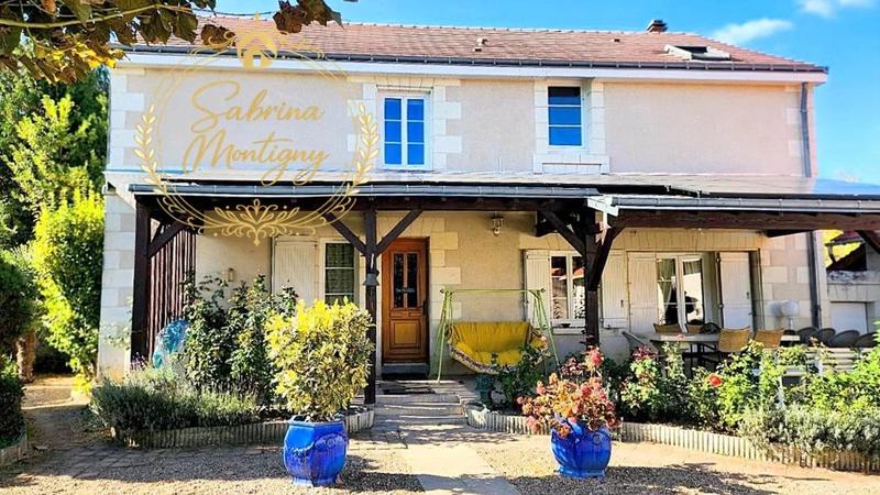 Maison - 175 m² - 7 pièces