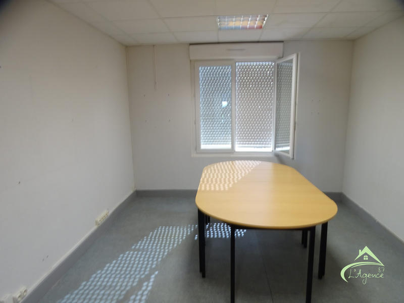 Bureau - 34 m² - 2 pièces