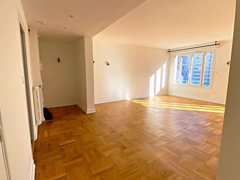 Appartement - 90 m² - 3 pièces