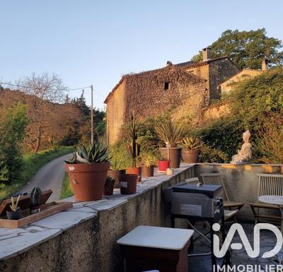 Maison de village - 67 m² - 3 pièces