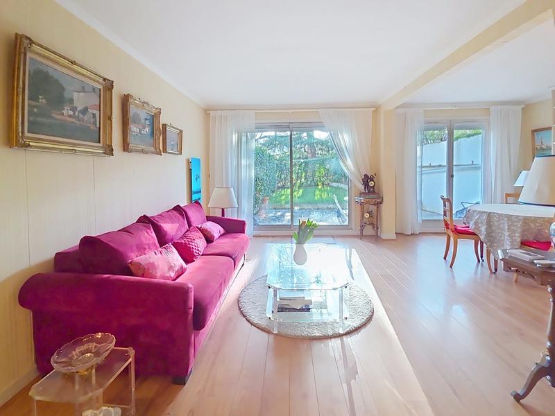 Appartement - 82 m² - 4 pièces