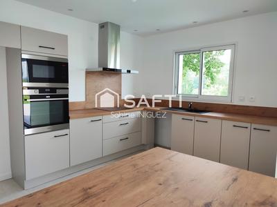 Maison - 114 m² - 5 pièces