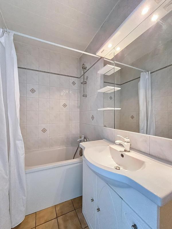 Appartement - 70 m² - 4 pièces