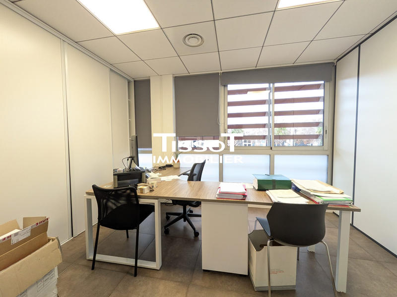 Bureau - 233 m²