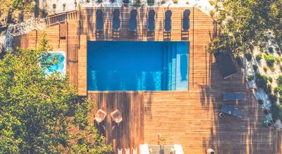 Propriété - 770 m² - 15 pièces