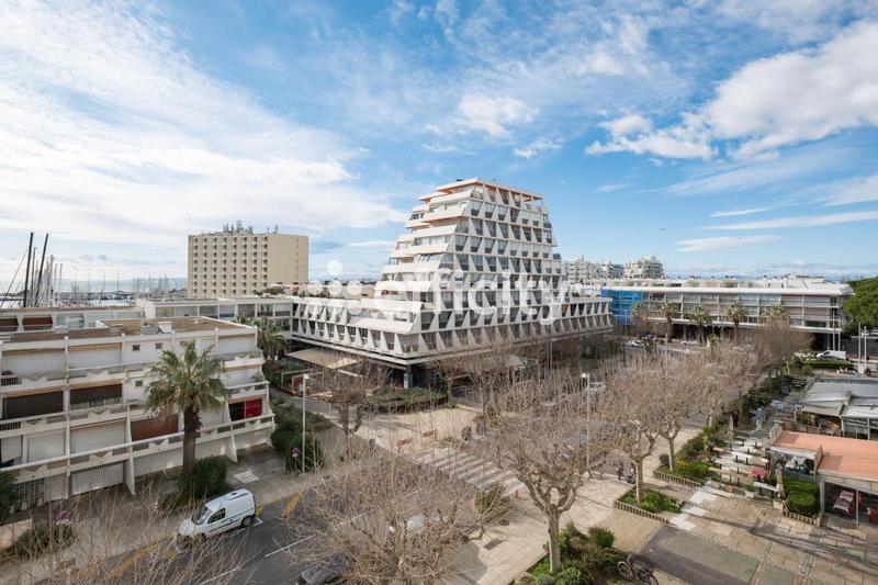 Studio - 25 m² - 1 pièce