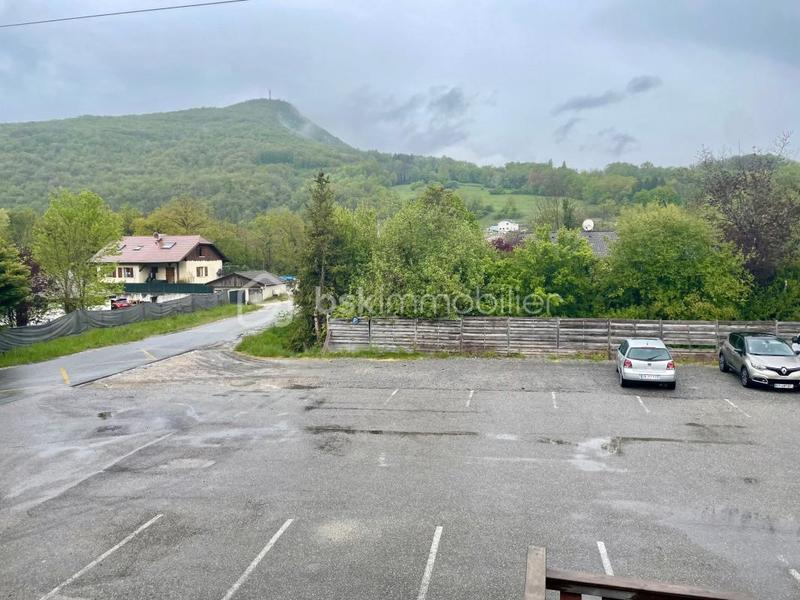 Local commercial - 630 m² - 20 pièces