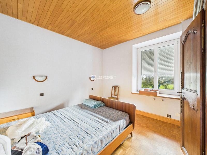 Maison ancienne - 185 m² - 13 pièces