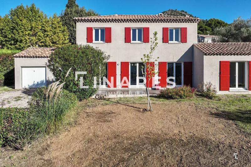 Maison - 122 m² - 5 pièces