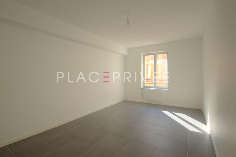 Appartement - 68 m² - 2 pièces