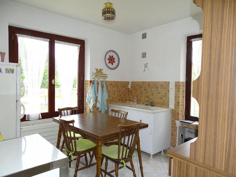 Maison - 89 m² - 6 pièces