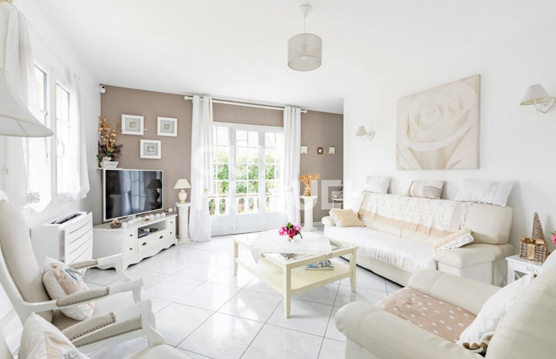 Maison - 178 m² - 7 pièces