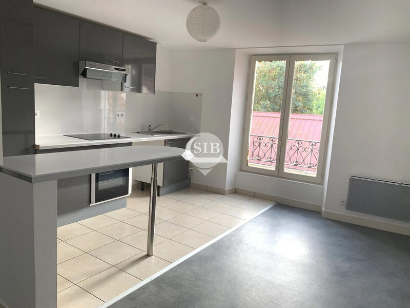 Appartement - 82 m² - 4 pièces