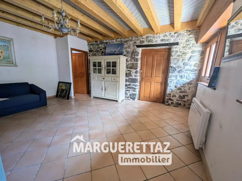 Maison - 108 m² - 3 pièces