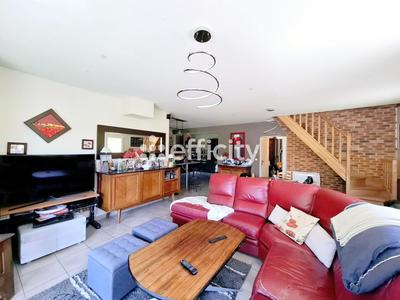 Maison - 133 m² - 7 pièces