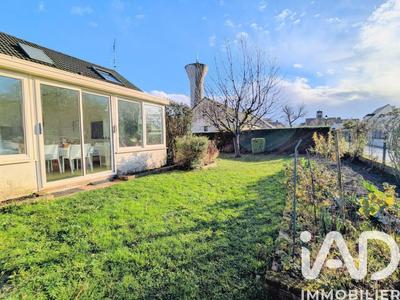 Maison - 107 m² - 6 pièces