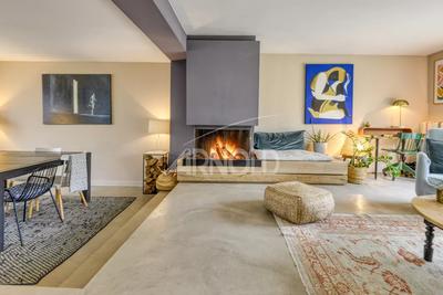 Maison - 161 m² - 9 pièces