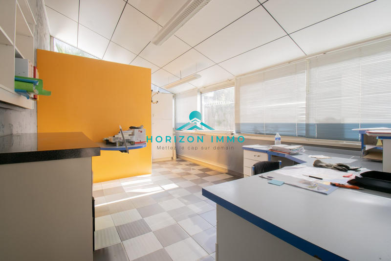 Local commercial - 27 m²