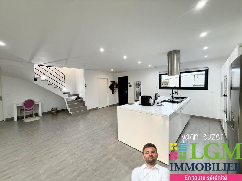 Maison - 170 m² - 7 pièces