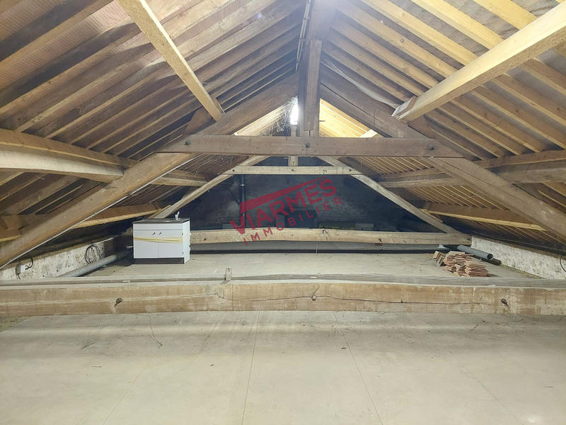 Maison ancienne - 215 m² - 8 pièces