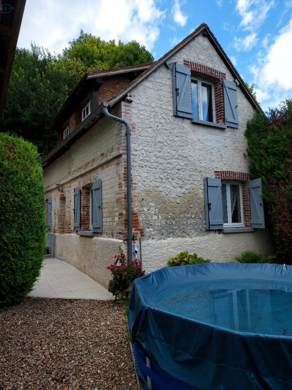 Maison - 111 m² - 4 pièces