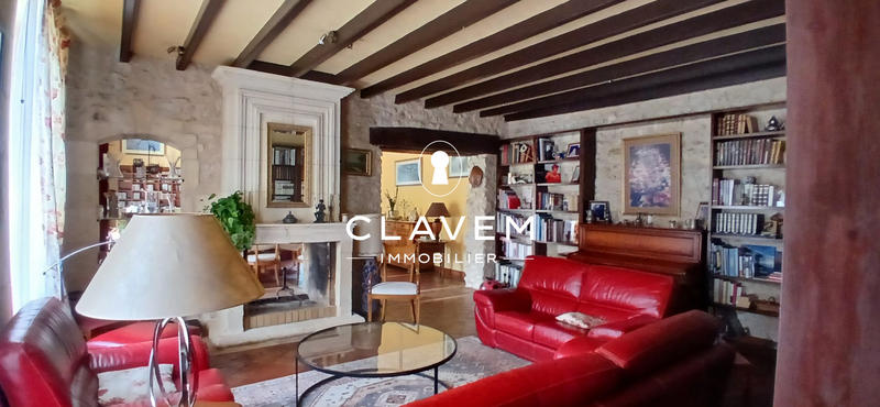 Maison - 320 m² - 12 pièces