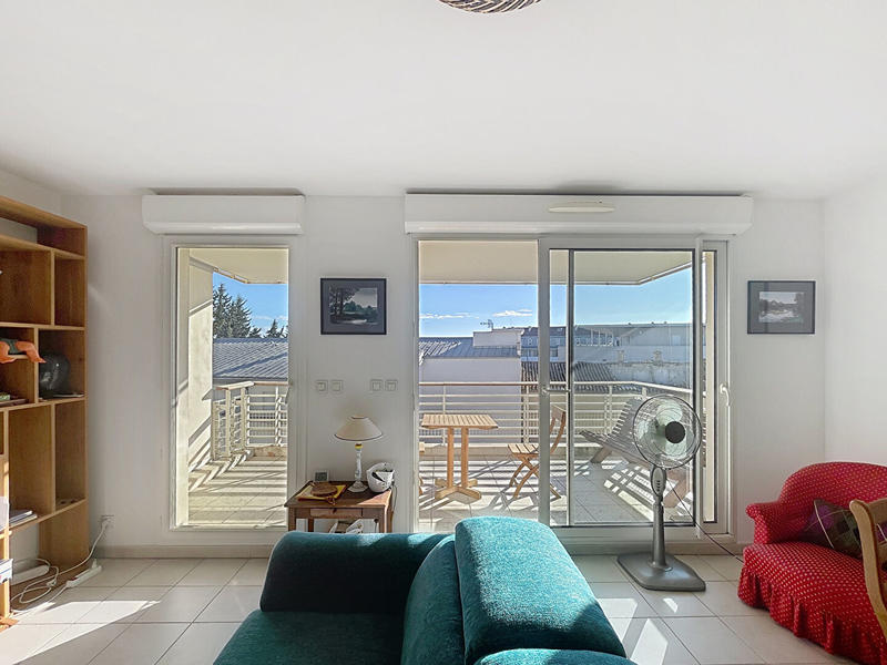 Appartement - 80 m² - 4 pièces