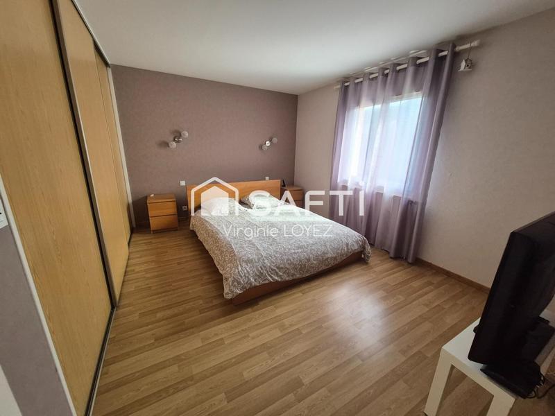 Maison - 270 m² - 11 pièces